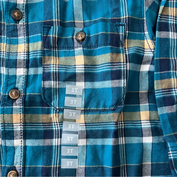 NWT Carter’s 3T Button down plaid shirt - Picture 2 of 4